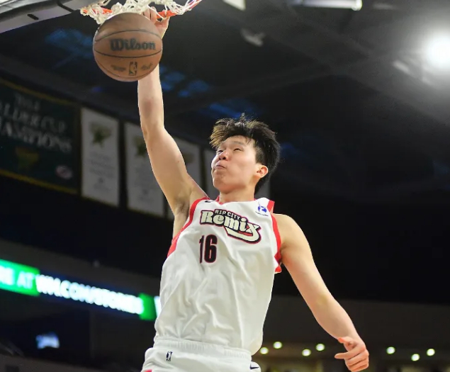 杨瀚森发展联盟高光表现引开拓者召回